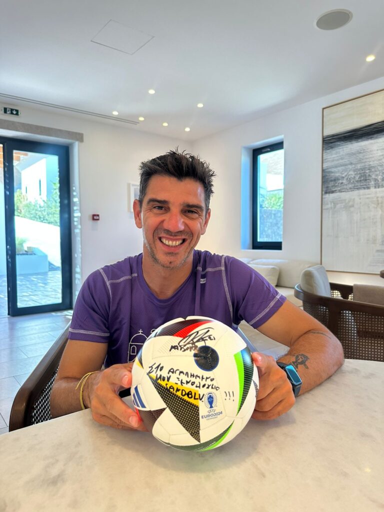 Sandblu Santorini Experience guests