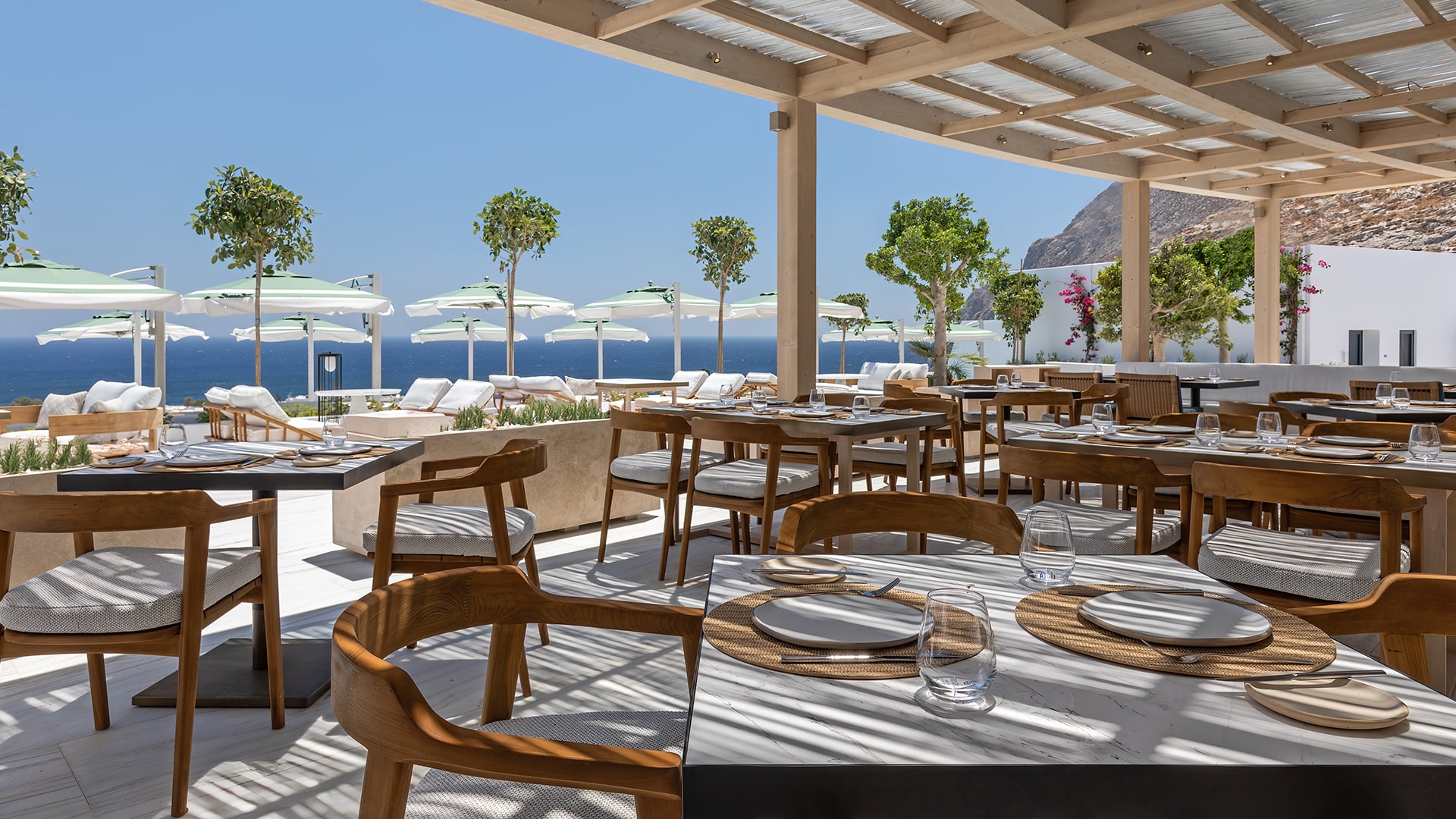 Sandblu plateia gallery l 0001 Plateia Restaurant Outdoor Area Sandblu Resort