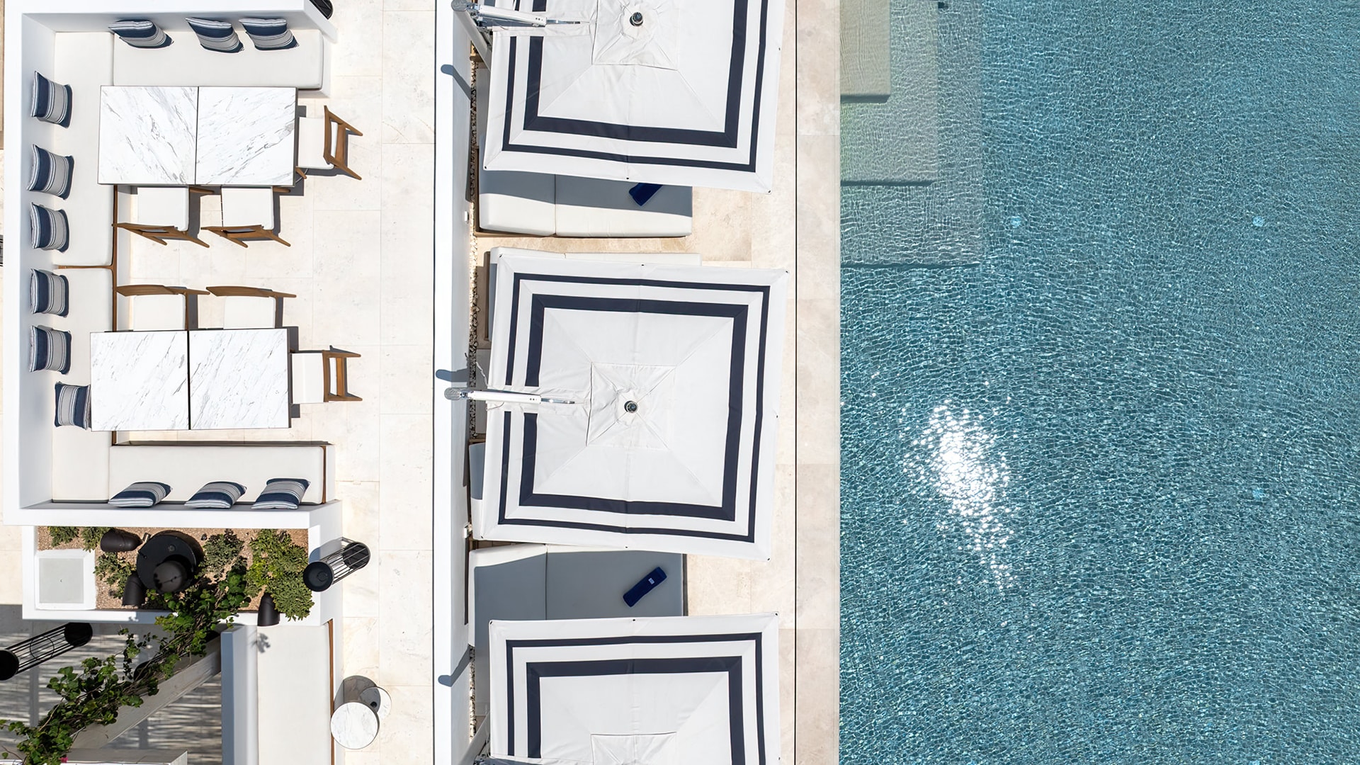 Sandblu pool gallery l 0019 Aerial View Aqua Pool Sandblu Resort