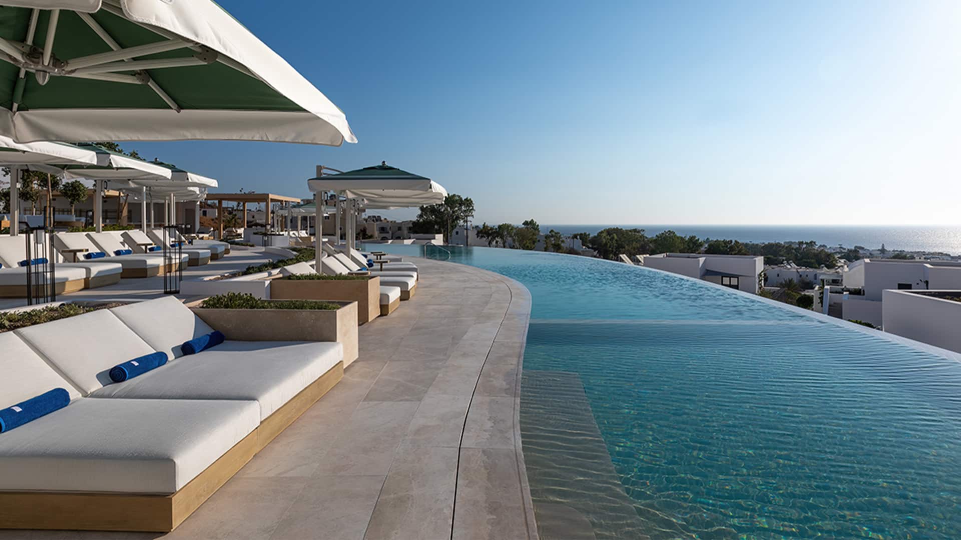 Sandblu resort gallery l 0021 sandblu resort gallery 0006 Blu Pool Sandblu Resort