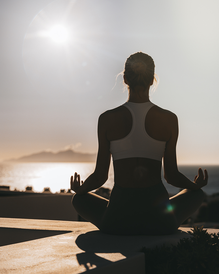 Sandblu yoga laruga day in retreat